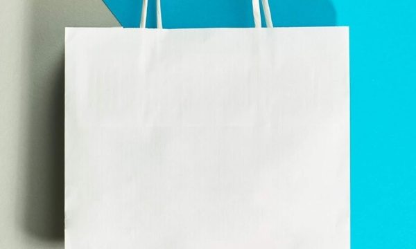 Ditching Plastic: Embracing the Clean and Chic White Paper Bag Trend