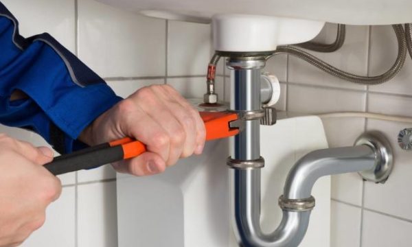Murray Plumbing: Tackling Plumbing Problems with Expertise and Precision